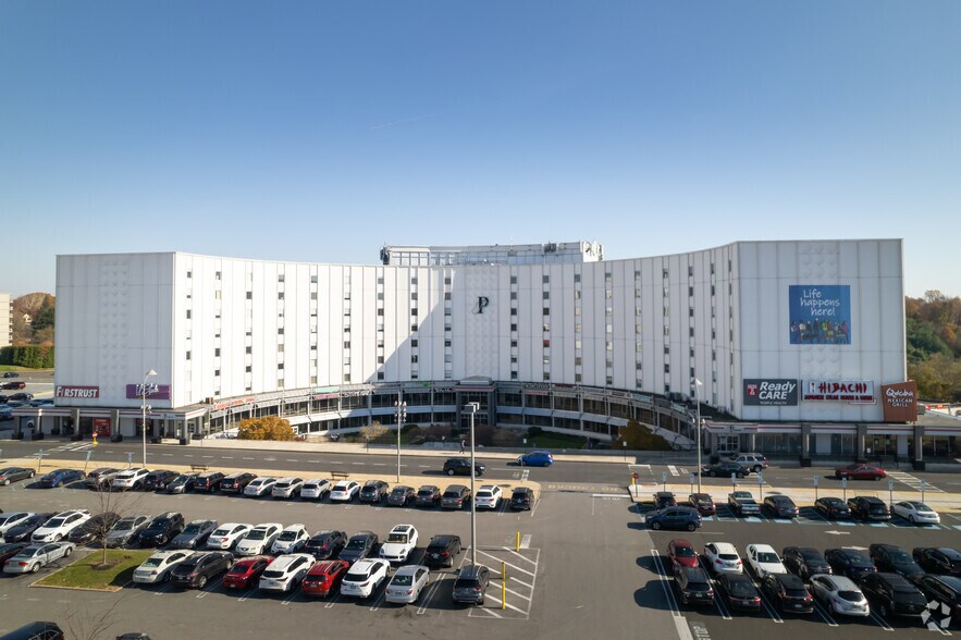 More Photos Of 261 Old York Rd, Jenkintown Medical For Lease