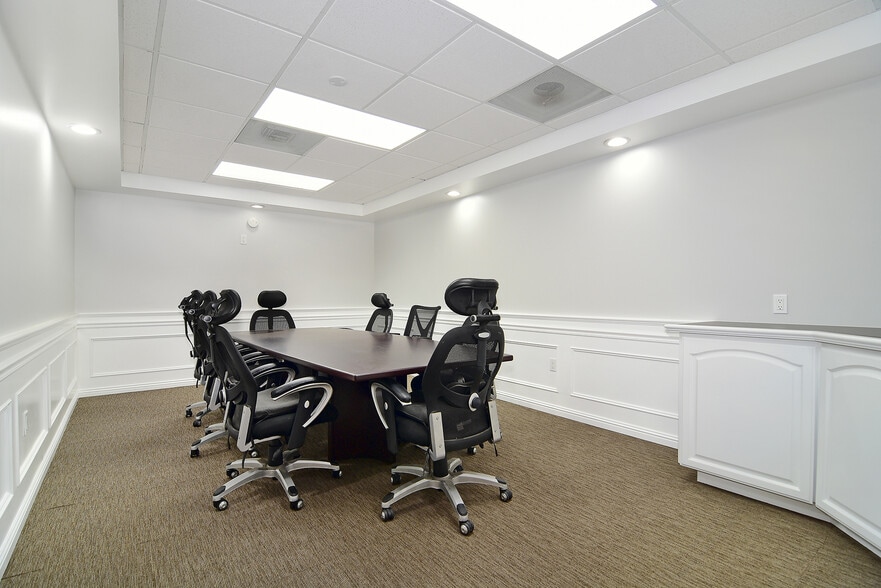 More Photos Of 31225 La Baya Dr, Westlake Village Office For Lease