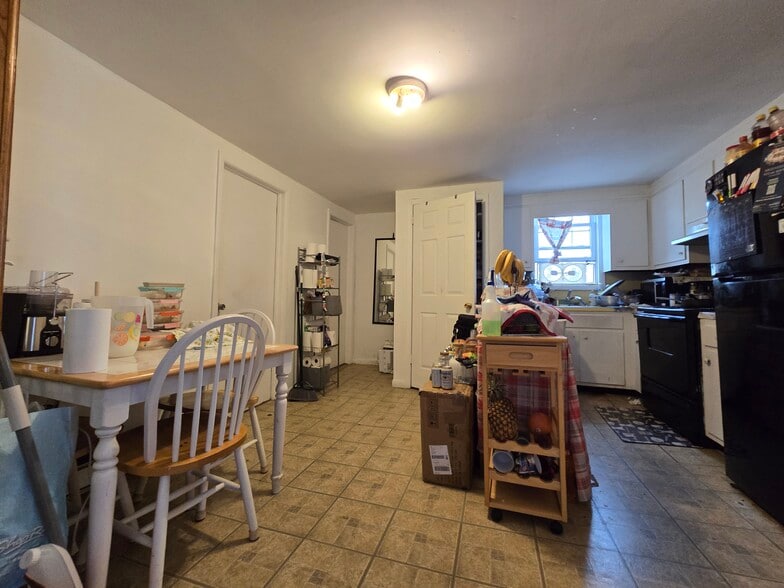 More Photos Of 236 Spring St, Newton Apartments For Sale