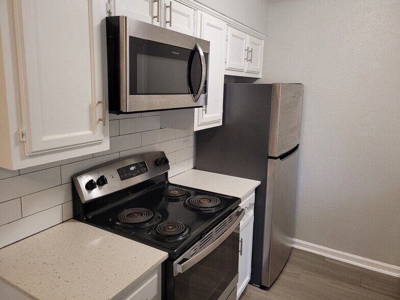 More Photos Of 1226-1232 Avenue A, Denton Apartments For Sale