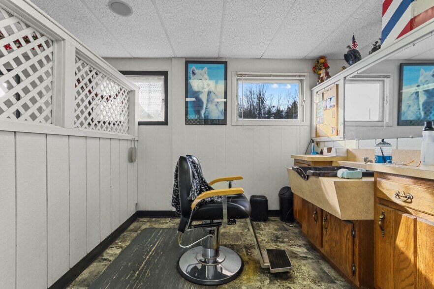 More Photos Of 110 W Main St, Clinton Township Office For Sale