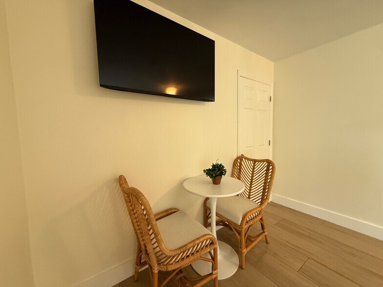 More Photos Of 2502 Tamarind Dr, Hutchinson Island Hotel For Sale