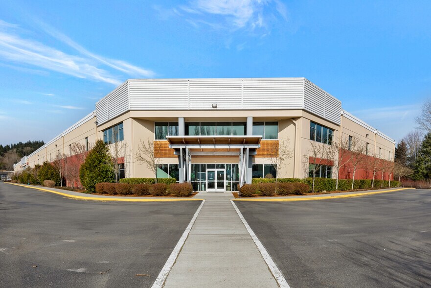 More Photos Of 15902 Woodinville-Redmond Rd, Woodinville Warehouse For Lease