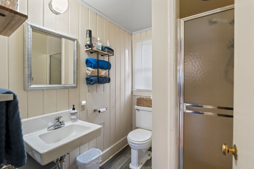 More Photos Of 6692 Valwood Rd, Conover Specialty For Sale