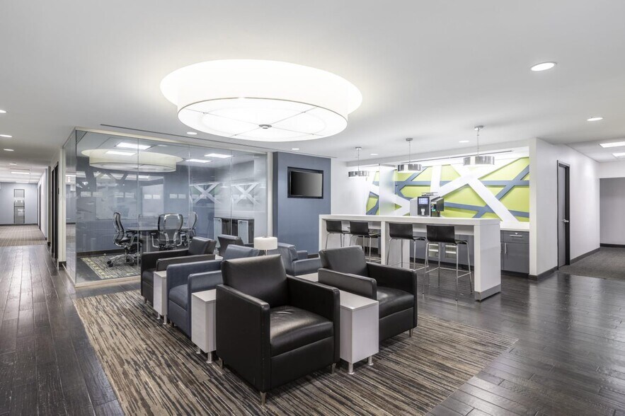 More Photos Of 5 Penn Plaza, New York Coworking Space