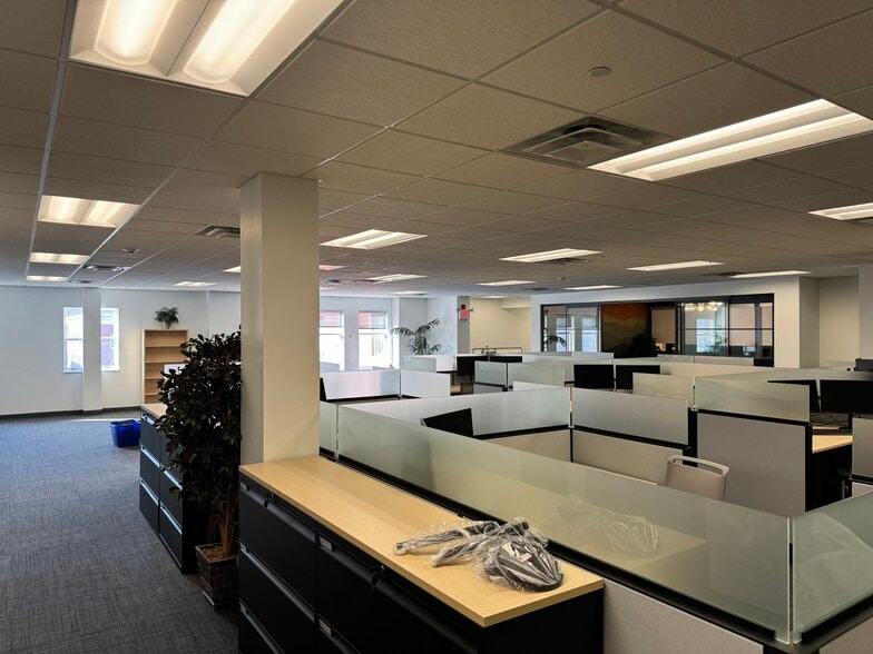 More Photos Of 89 Main St, Montpelier Medical For Lease