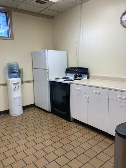 More Photos Of 515 Kerby Hill Rd, Fort Washington Religious Facility For Sale