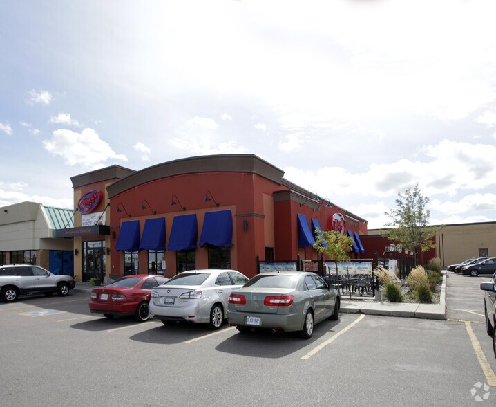 More Photos Of 236-304 Guelph St, Halton Hills Unknown For Lease
