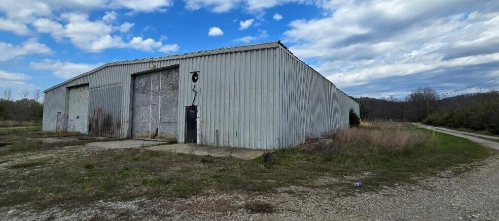 More Photos Of 19863 Winfield Rd, Fraziers Bottom Warehouse For Sale