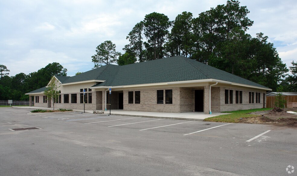 More Photos Of 14011 Beach Blvd, Jacksonville Medical For Sale