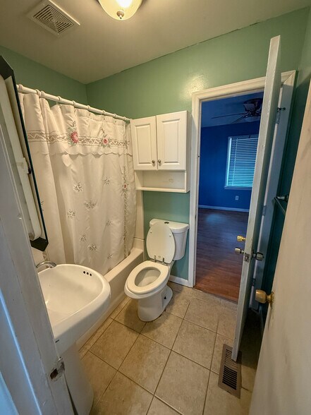 More Photos Of 483 Caribou Rd, Asheville Specialty For Sale