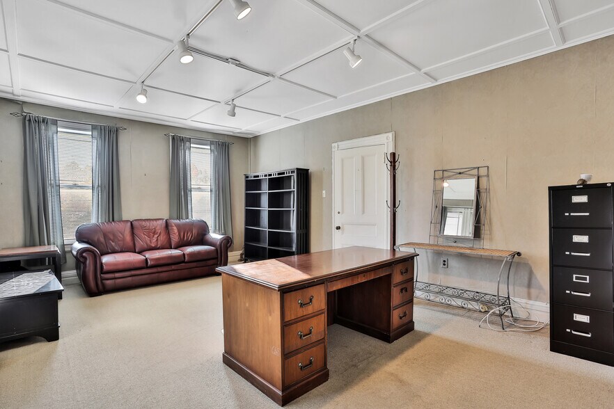 More Photos Of 227 Hamburg Tpke, Pompton Lakes Medical For Lease