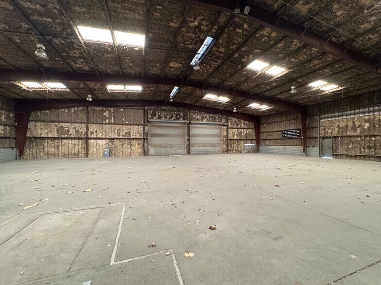 More Photos Of 1350 E Barbour St, Banning Manufacturing For Lease