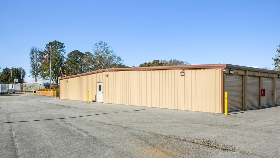 More Photos Of 4886 Highway 81, Loganville Self Storage For Sale