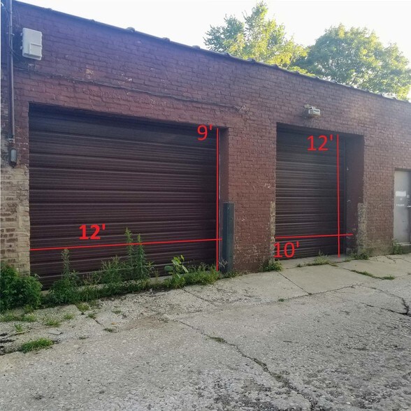 More Photos Of 817-821 W Hillgrove Ave, La Grange Office Residential For Sale