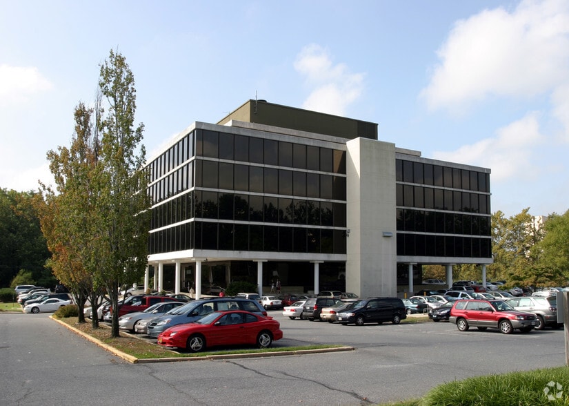 More Photos Of 6000 Executive Blvd, North Bethesda Office For Lease