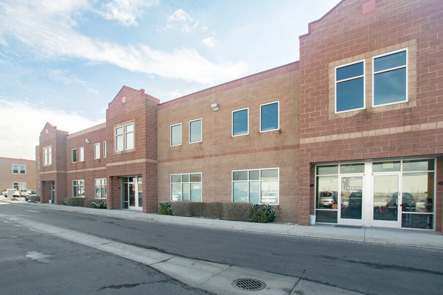 More Photos Of 767 S Auto Mall Dr, American Fork Warehouse For Lease