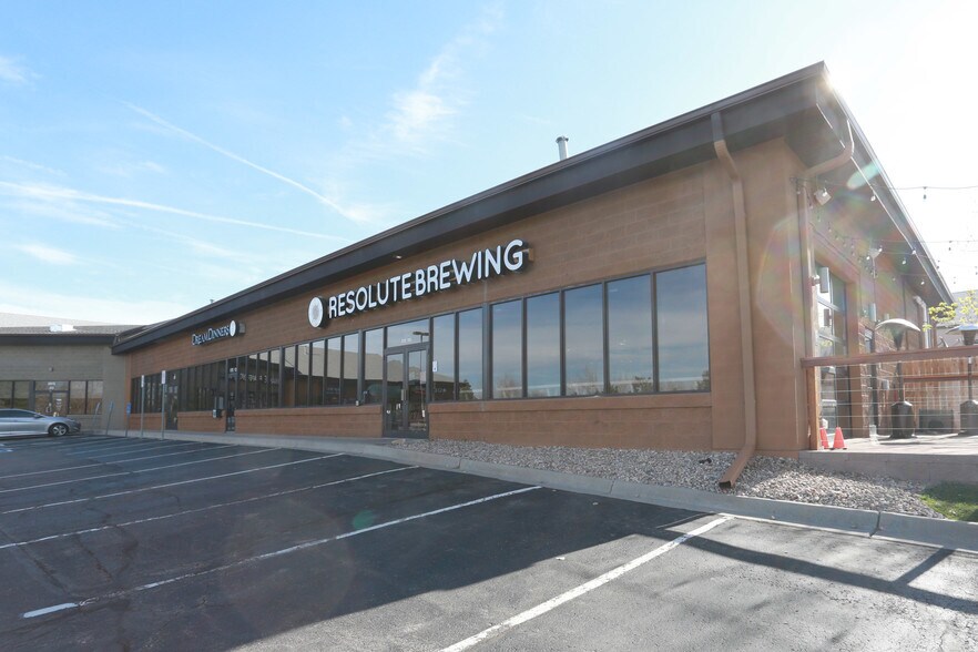 More Photos Of 7286 S Yosemite St, Englewood Storefront For Lease