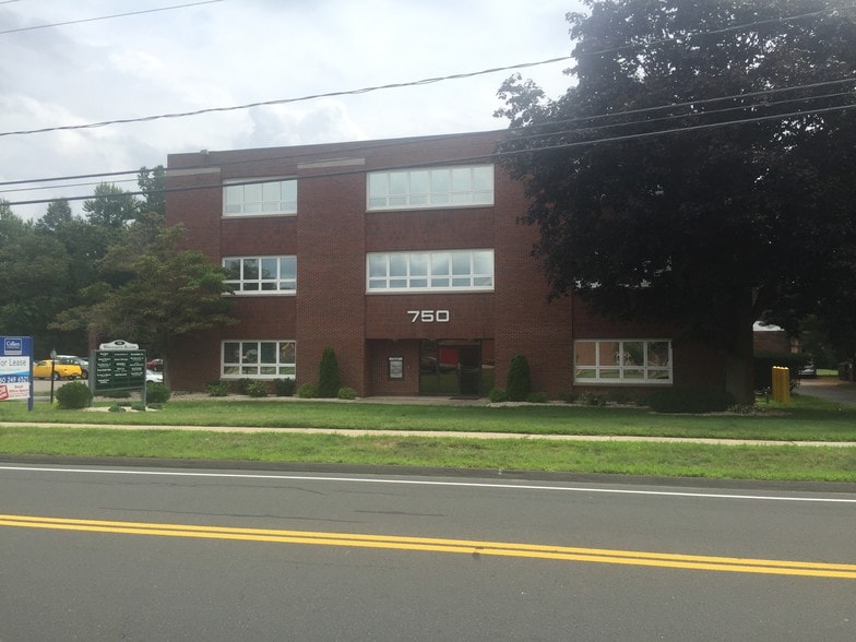 More Photos Of 750 Old Main St, Rocky Hill Medical For Sale
