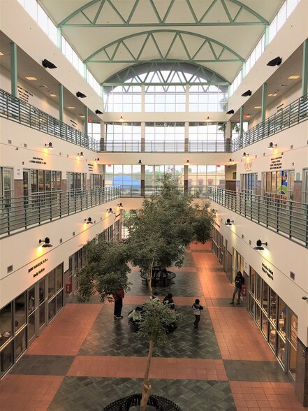 More Photos Of 6801 McPherson Rd, Laredo Medical For Lease