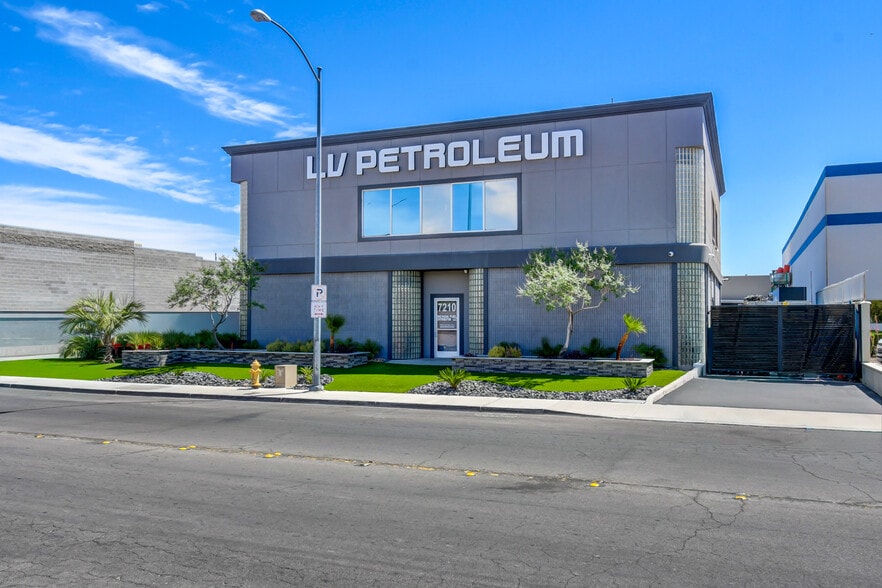 More Photos Of 7210 Placid St, Las Vegas Distribution For Lease