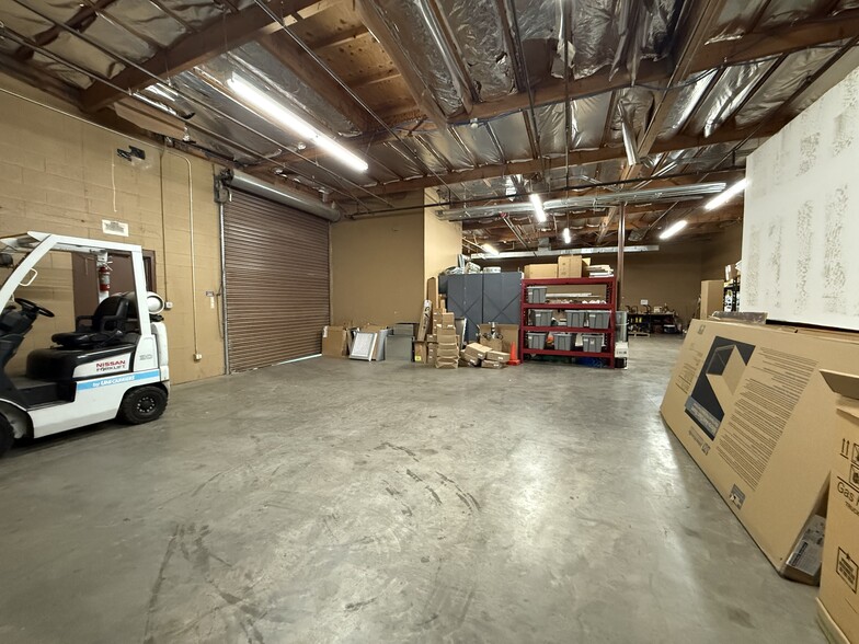 More Photos Of 3250 N Colorado St, Chandler Warehouse For Lease