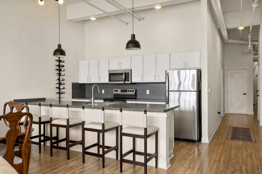 More Photos Of 132 Broadway, Schenectady Apartments For Sale