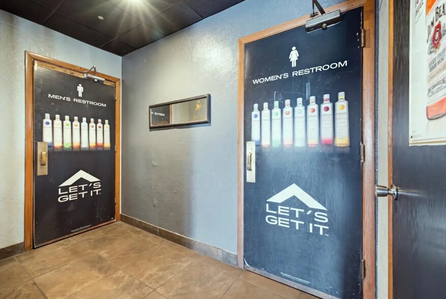 More Photos Of 8775 N 107th St, Milwaukee Restaurant For Sale