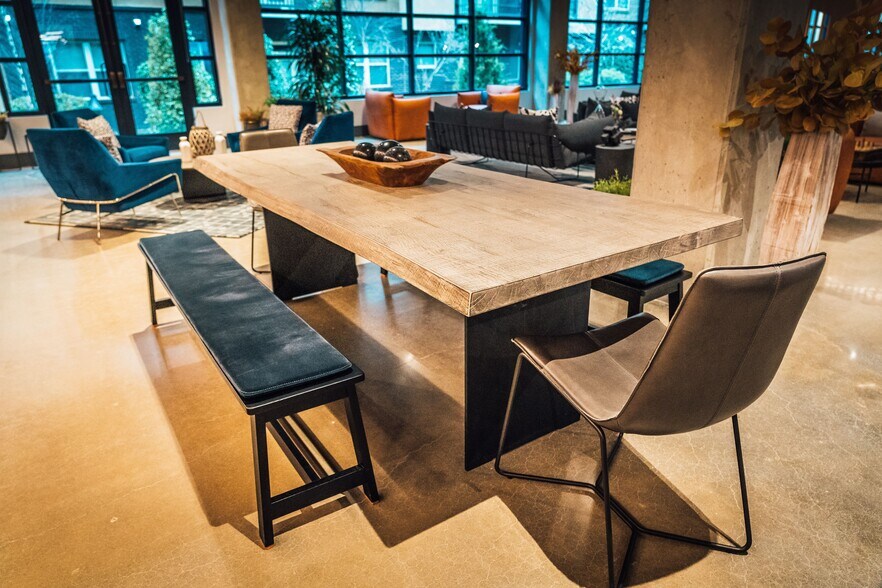 More Photos Of 383 17th St NW, Atlanta Office For Lease