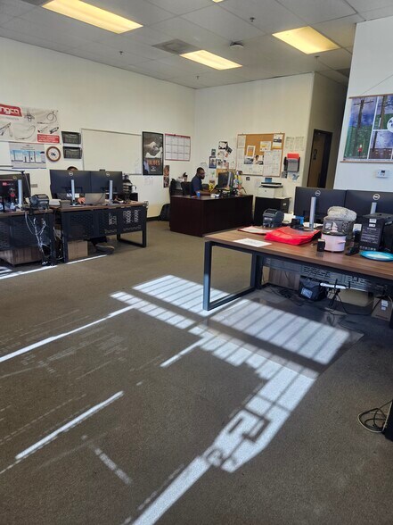 More Photos Of 3462 Webster Ave, Perris Warehouse For Sale