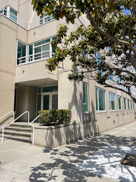 More Photos Of 200 Lombard St, San Francisco Apartments For Sale