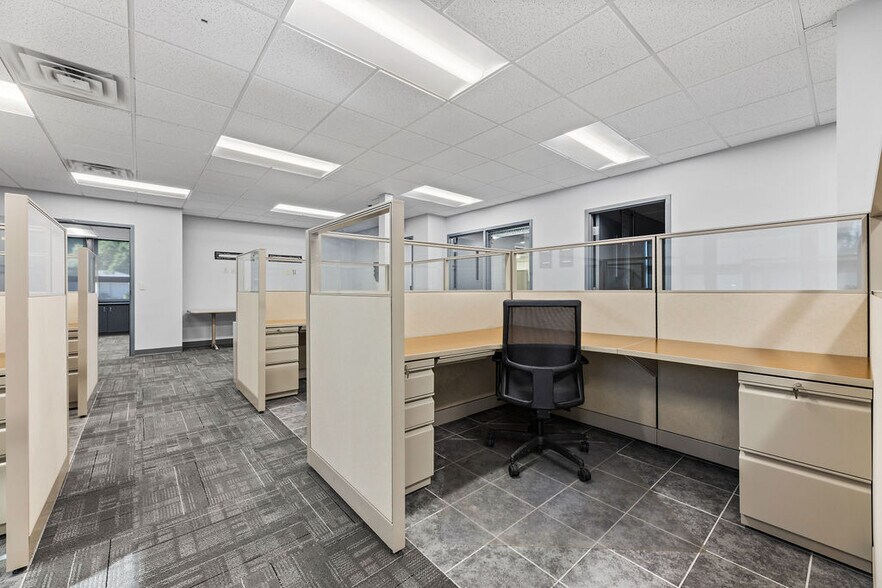 More Photos Of 110 Danville Pike, Hillsboro Unknown For Lease