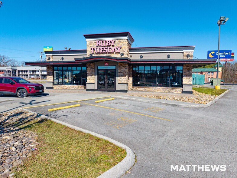 Primary Photo Of 120 Interchange Park Dr, Lenoir City Freestanding For Sale