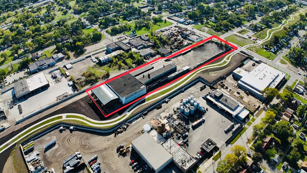 More Photos Of 8951 Alpine St, Detroit Auto Salvage Facility For Lease