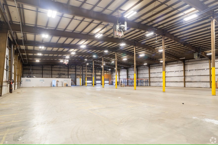 Primary Photo Of 10 Ferry St, Concord Flex For Lease
