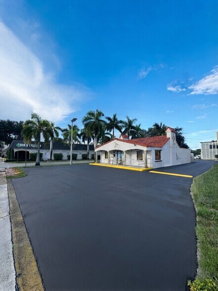 More Photos Of 101 S Federal Hwy, Dania Beach Medical For Lease
