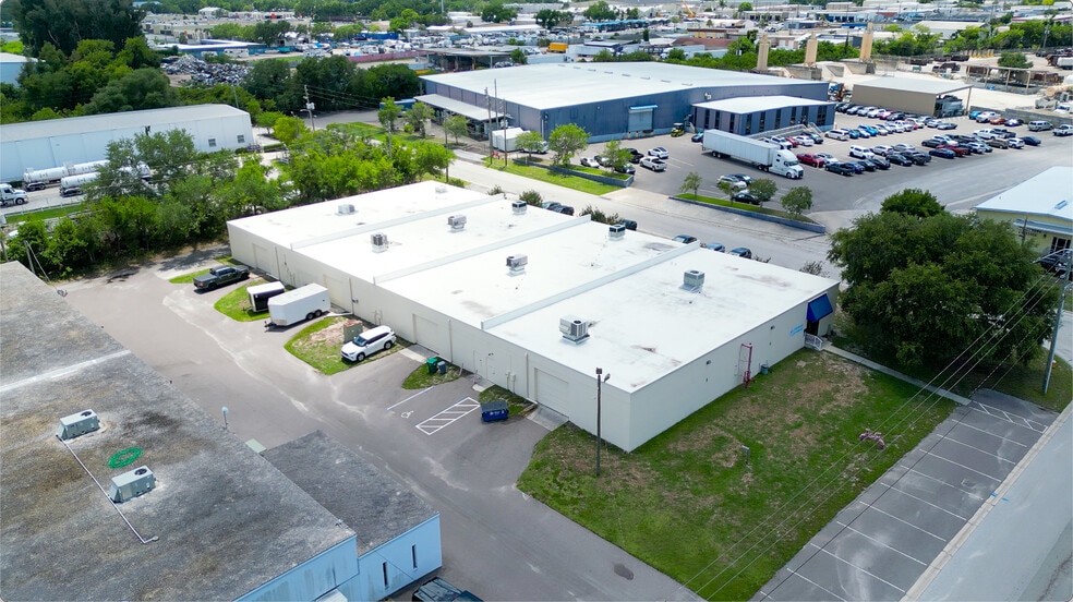 More Photos Of 1601-1605 Sunshine Dr, Clearwater Warehouse For Sale