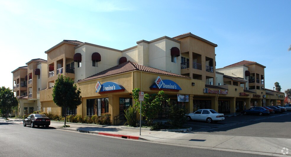 More Photos Of 3500-3538 Tweedy Blvd, South Gate Storefront Retail Residential For Lease