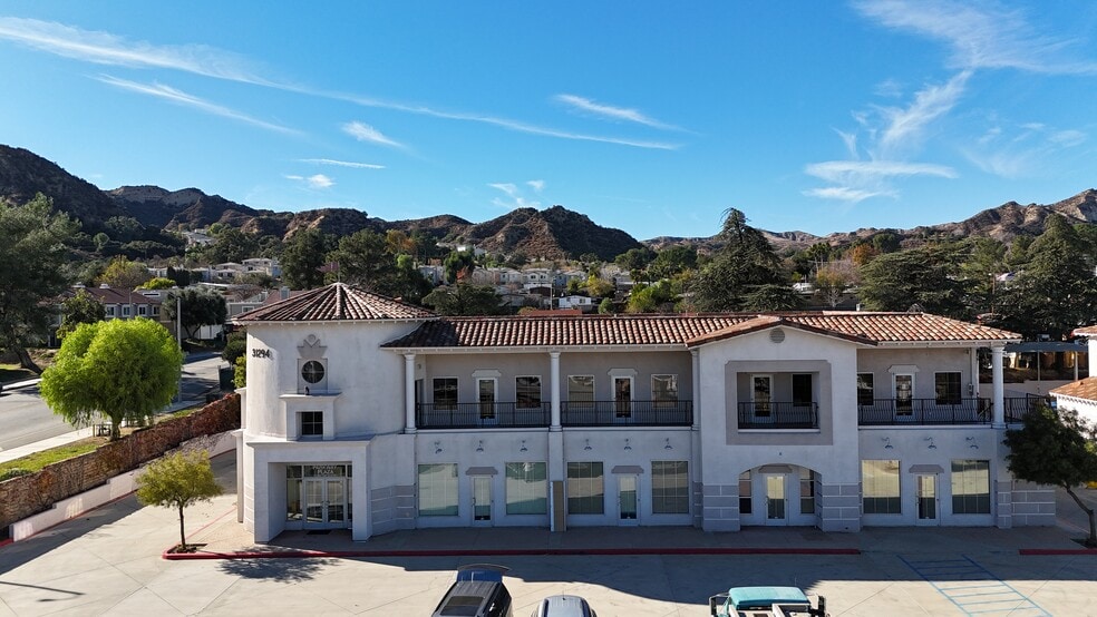 More Photos Of 31280-31294 The Old Road, Castaic General Retail For Sale