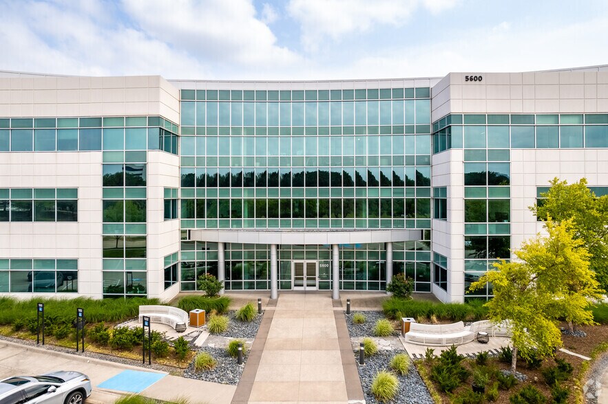 More Photos Of 5600 Tennyson Pkwy, Plano Office For Lease