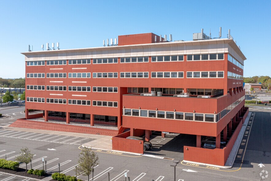 More Photos Of 210 E State Route 4 E, Paramus Office For Lease