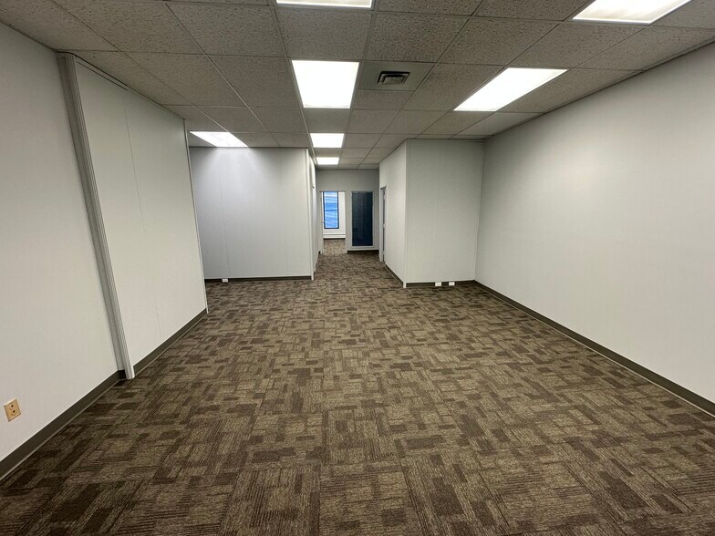 More Photos Of 8708-8722 51 Av NW, Edmonton Unknown For Lease