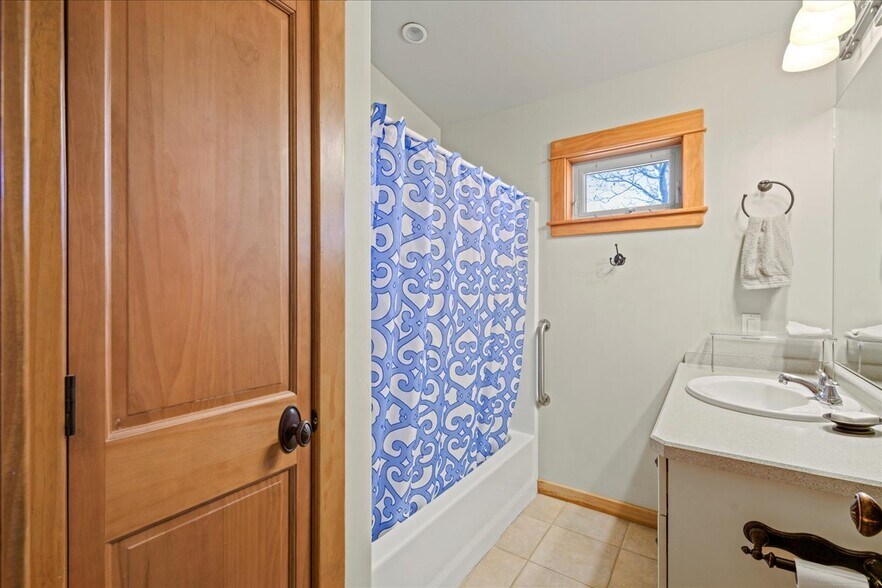 More Photos Of 400 Palomino Trl, Ridgway Office Residential For Sale