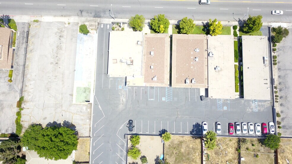 More Photos Of 1384 N Waterman Ave, San Bernardino Office For Lease