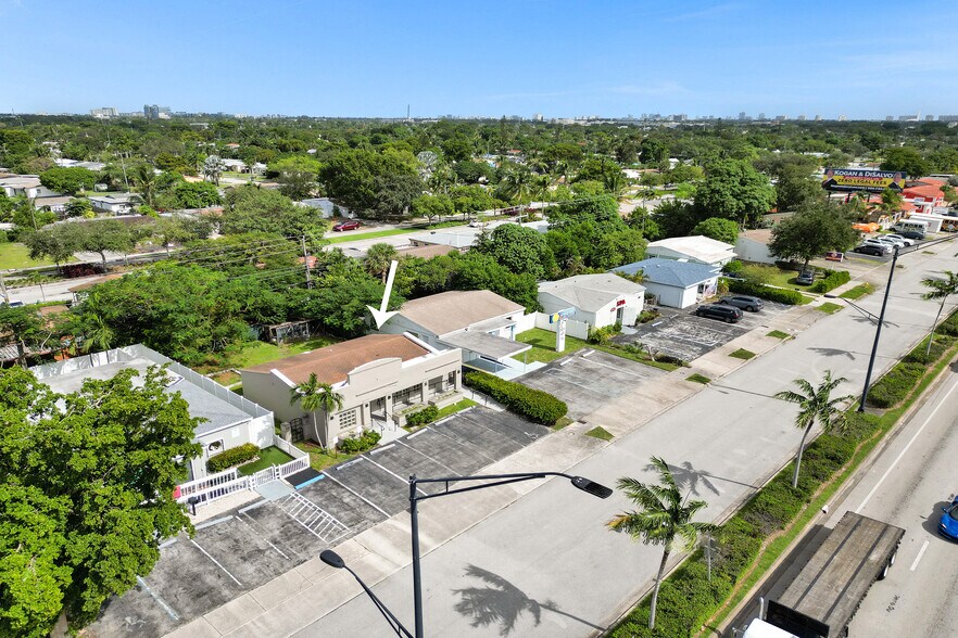 More Photos Of 51 E Commercial Blvd, Fort Lauderdale Medical For Sale