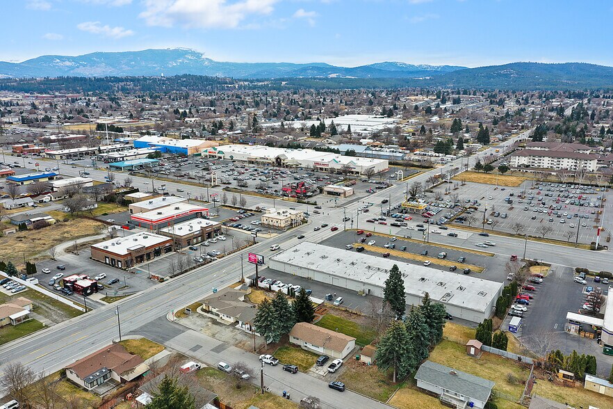 More Photos Of 101 N Evergreen Rd, Spokane Office For Lease