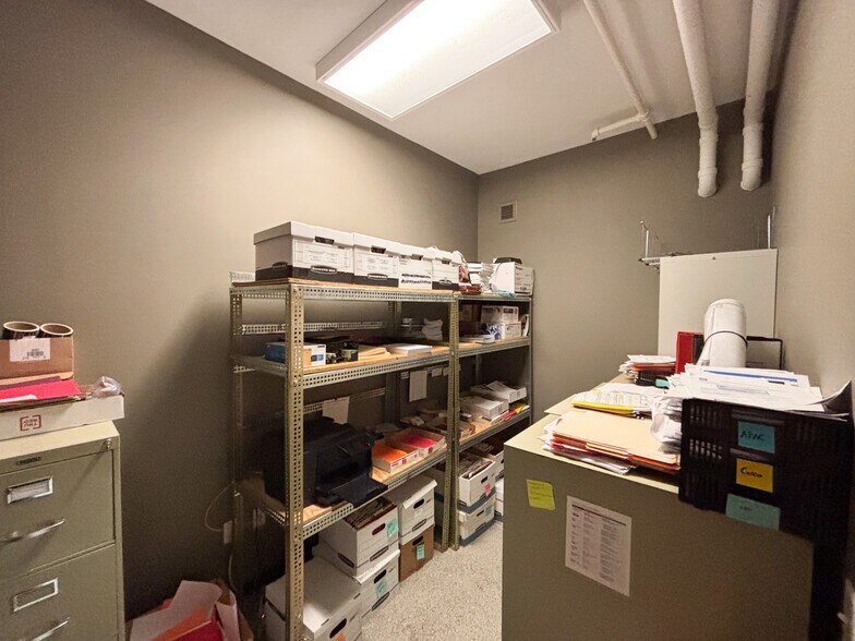 More Photos Of 431 S Jefferson Ave, Springfield Apartments For Lease