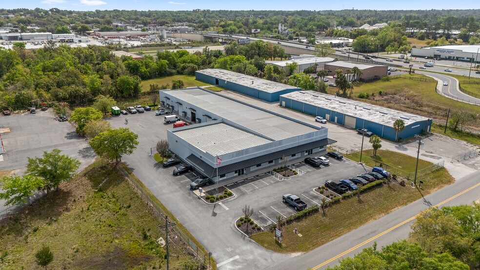 More Photos Of 1521 SW 12th Ave, Ocala Distribution For Sale