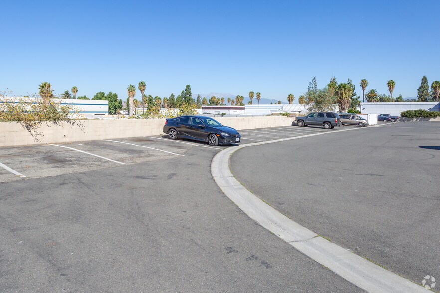 More Photos Of 3681-3725 Cranford Ave, Riverside Apartments For Sale