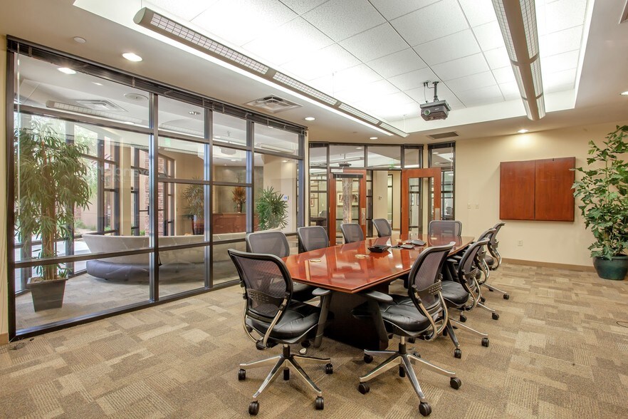 More Photos Of 8155 E Indian Bend Rd, Scottsdale Office For Sale
